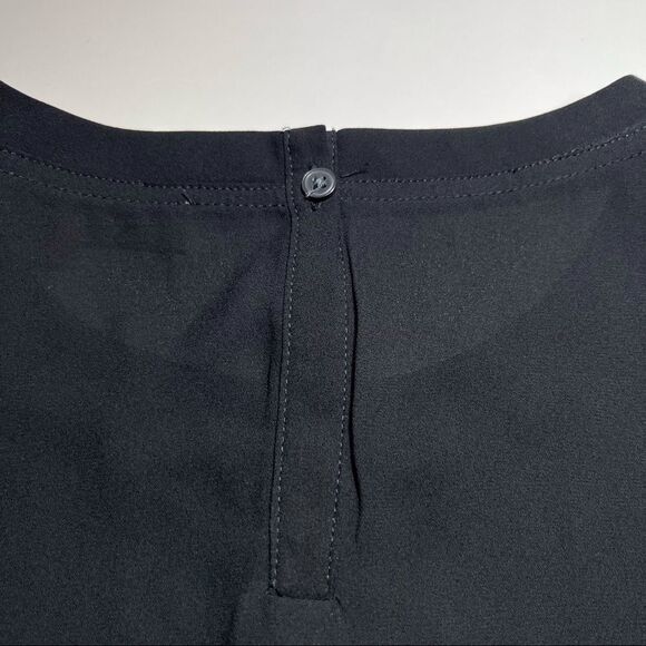 Loft pullover blouse with scalloped sleeve - Picture 3 of 11